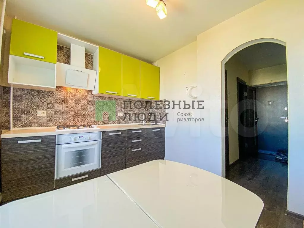 1-к. квартира, 40 м, 8/9 эт. - Фото 1
