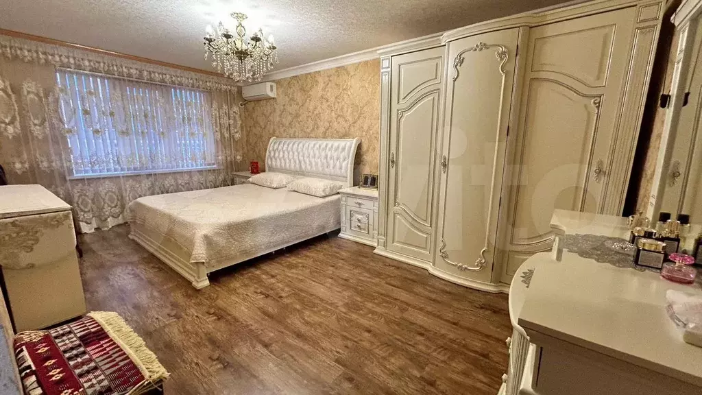 3-к. квартира, 73,5 м, 4/5 эт. - Фото 0