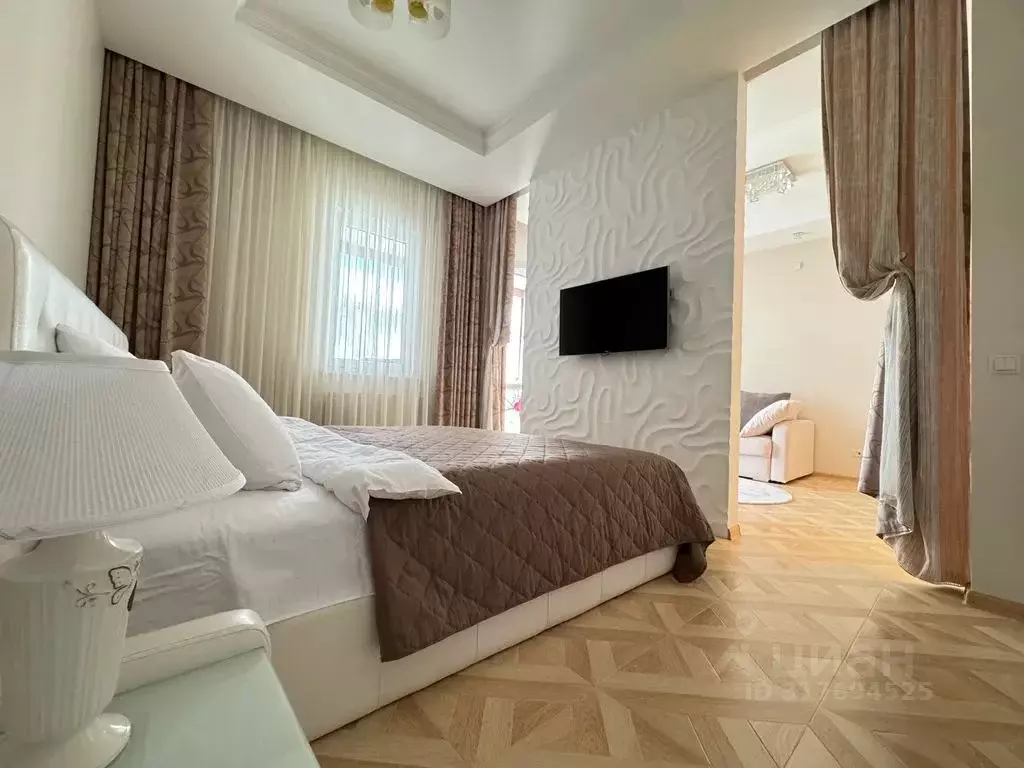 1-к кв. Краснодарский край, Сириус пгт ул. Триумфальная, 12/2 (55.0 м) - Фото 1