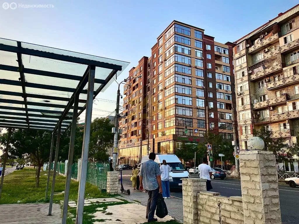 3-комнатная квартира: Махачкала, проспект Петра I, 131 (133 м) - Фото 1