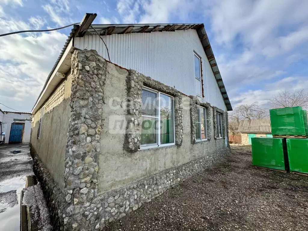 Дом в Краснодарский край, Апшеронский район, Кубанская ст-ца ... - Фото 0