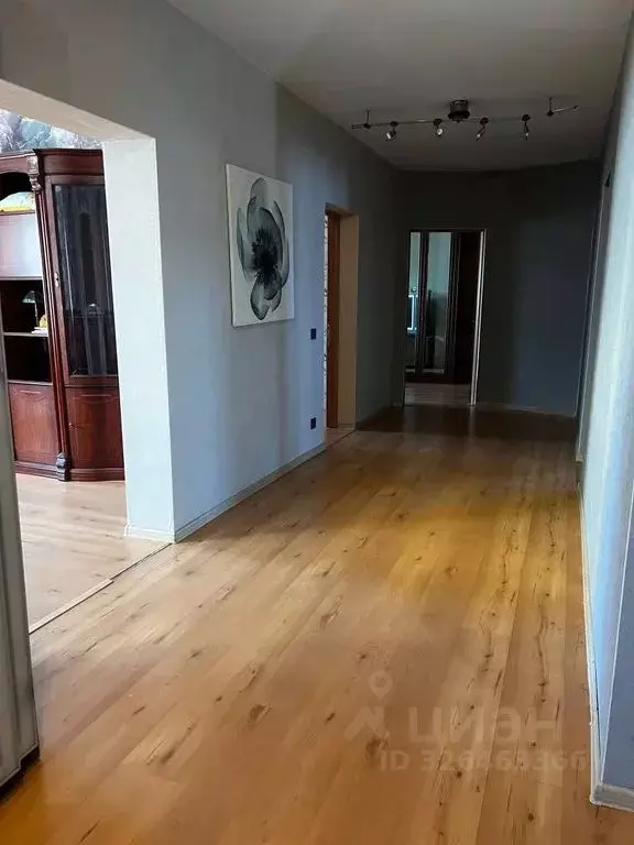 Дом в Алтайский край, Барнаул Утренняя ул., 46 (270 м) - Фото 2