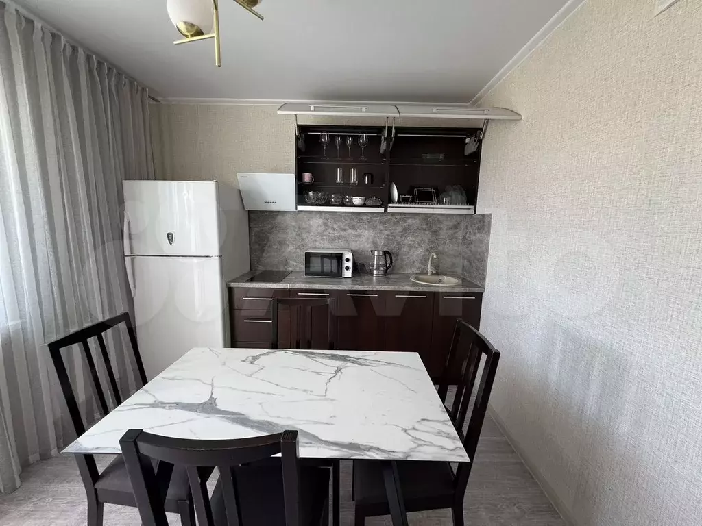 1-к. квартира, 42 м, 12/16 эт. - Фото 0