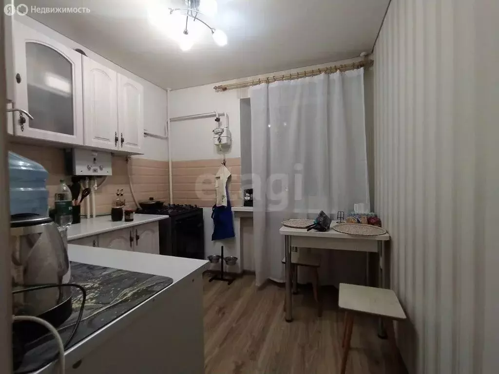 1-комнатная квартира: Симферополь, проспект Кирова, 82 (34 м) - Фото 1
