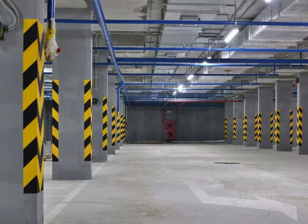 Гараж в Свердловская область, Екатеринбург ул. Учителей, 33 (27 м) - Фото 2