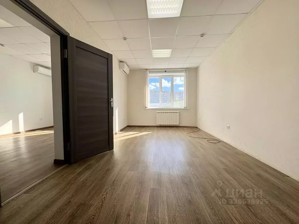 Офис в Чувашия, Чебоксары просп. Мира, 54А (31 м) - Фото 1