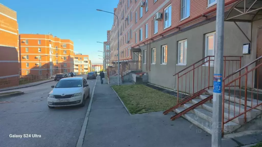 3-к кв. Волгоградская область, Волгоград ул. 70-летия Победы, 9 (84.3 ... - Фото 2