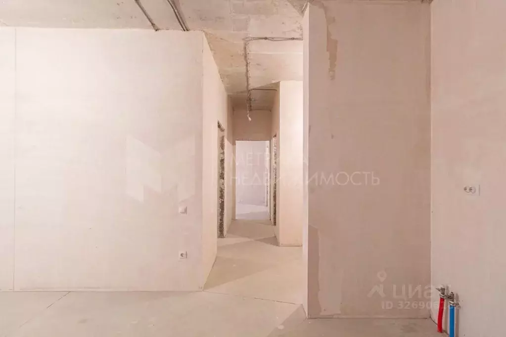 2-к кв. Тюменская область, Тюмень ул. Разведчика Кузнецова, 16 (69.0 ... - Фото 1