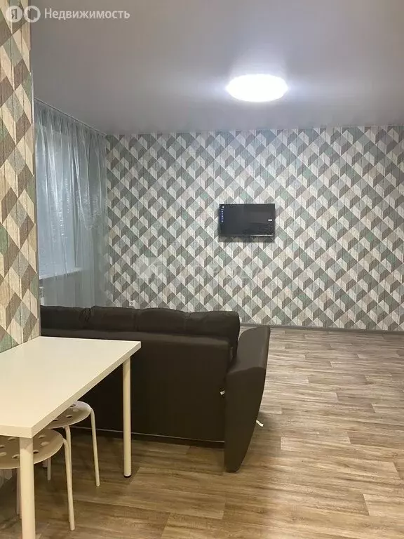 Квартира-студия: Барнаул, Промышленная улица, 4 (30.2 м) - Фото 0