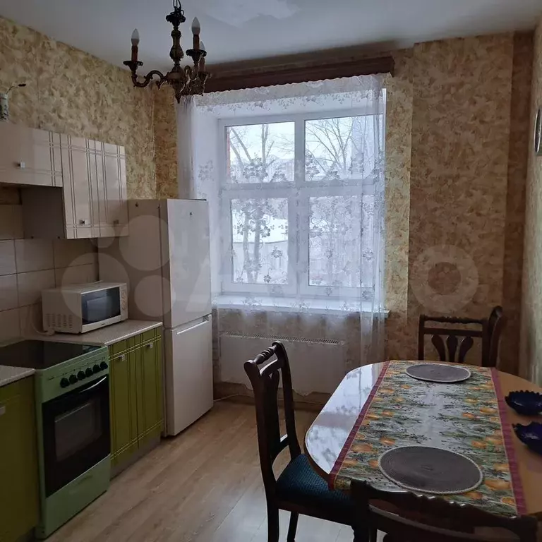 2-к. квартира, 60 м, 4/24 эт. - Фото 0