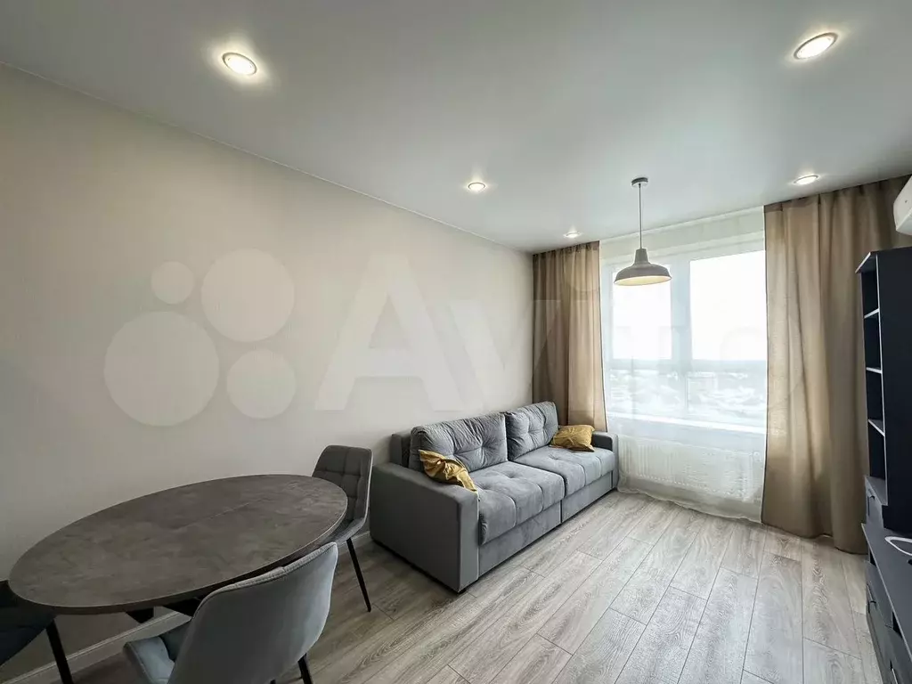 1-к. квартира, 40 м, 21/23 эт. - Фото 1