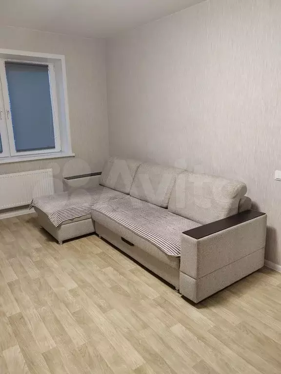 1-к. квартира, 39 м, 8/16 эт. - Фото 1