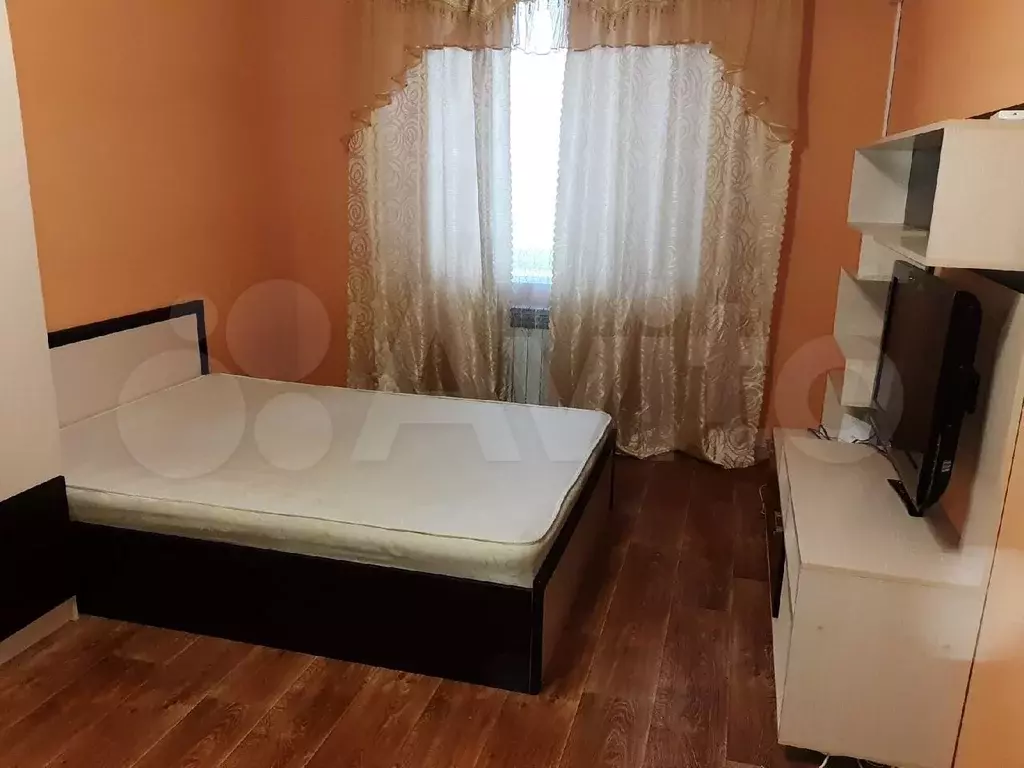 1-к. квартира, 40 м, 9/10 эт. - Фото 0