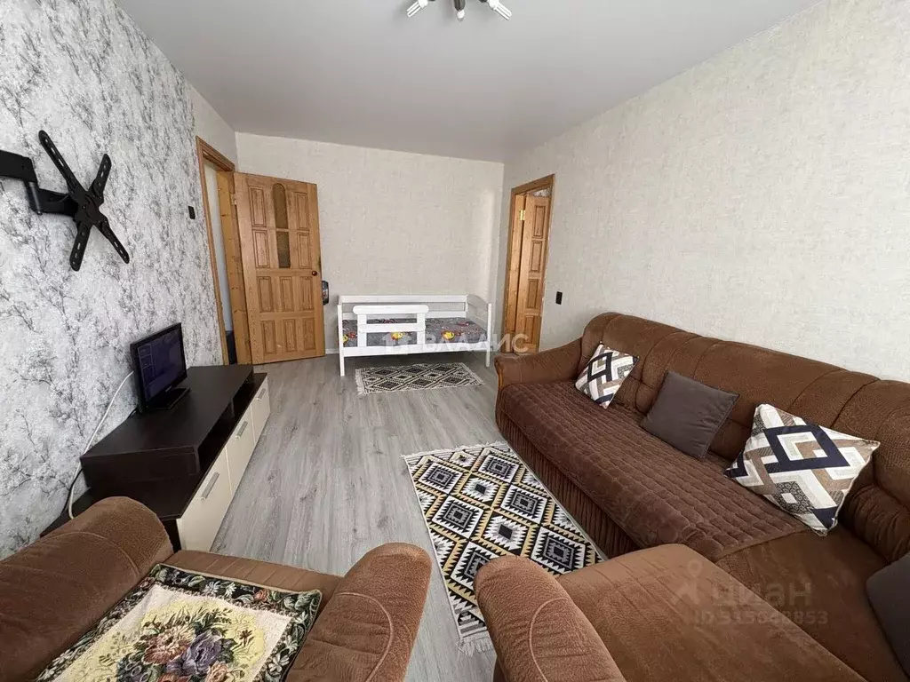 3-к кв. Коми, Сыктывкар просп. Бумажников, 7 (61.6 м) - Фото 1