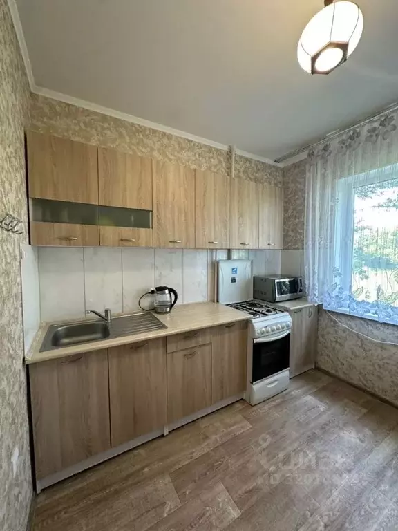 2-к кв. Омская область, Омск просп. Комарова, 3 (52.9 м) - Фото 1