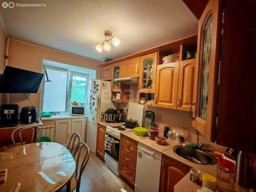 3-комнатная квартира: Арсеньев, улица Ломоносова, 10 (57.6 м) - Фото 1