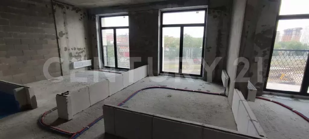 Продается 4-комнатная квартира - Фото 1