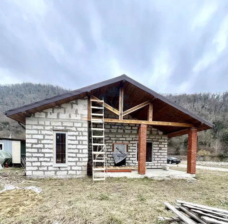 Дом в Краснодарский край, Туапсинский муниципальный округ, с. ... - Фото 1