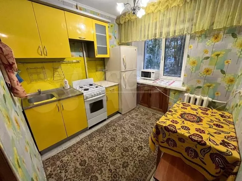 3-к. квартира, 60 м, 2/5 эт. - Фото 0