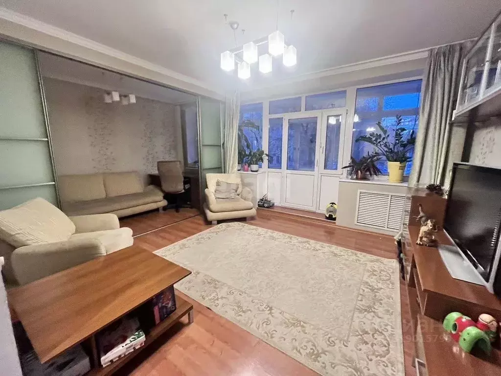 3-к кв. Иркутская область, Иркутск Байкальская ул., 200б (83.6 м) - Фото 1