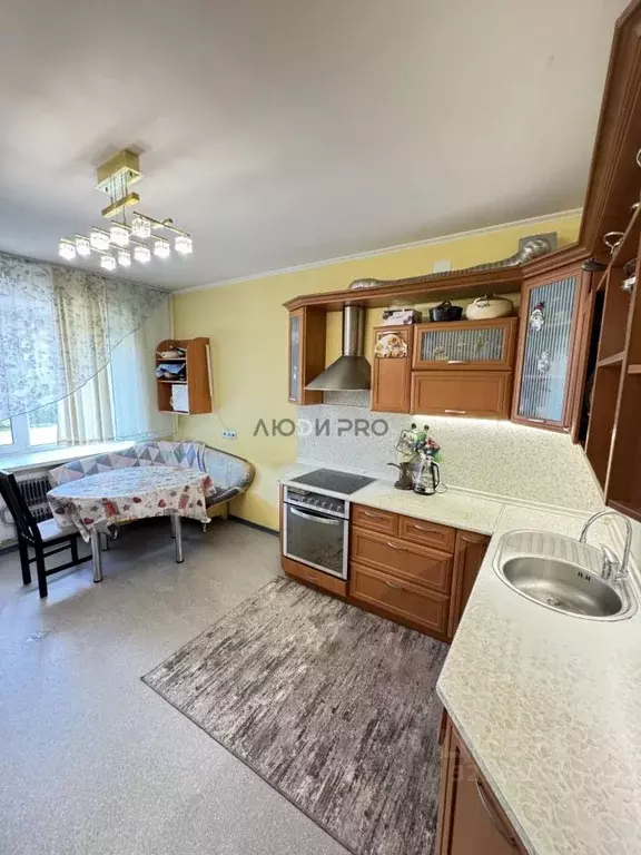 3-к кв. Алтайский край, Барнаул ул. Шумакова, 16 (104.0 м) - Фото 1