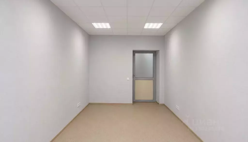 Офис в Свердловская область, Екатеринбург ул. Ангарская, 77 (17 м) - Фото 1
