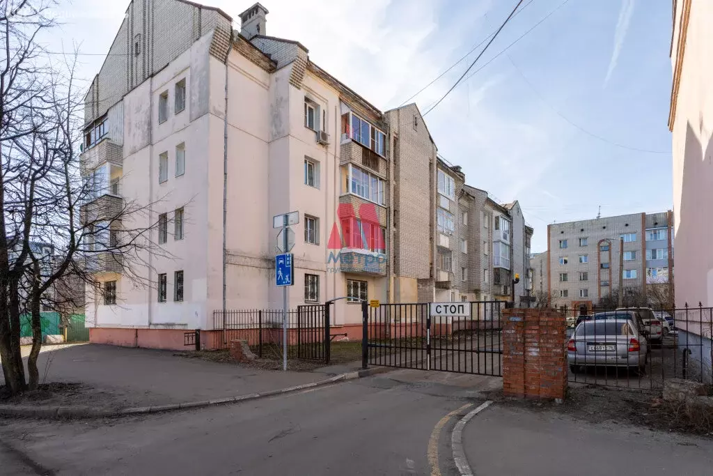 3-комнатная квартира: Ярославль, улица Собинова, 6 (63.6 м) - Фото 1