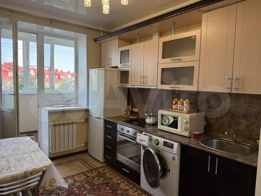 1-к. квартира, 40 м, 2/14 эт. - Фото 0
