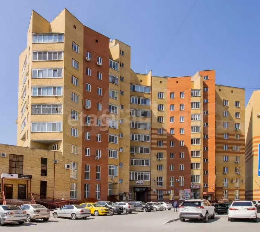 Продам торговое помещение, 47.6 м - Фото 1
