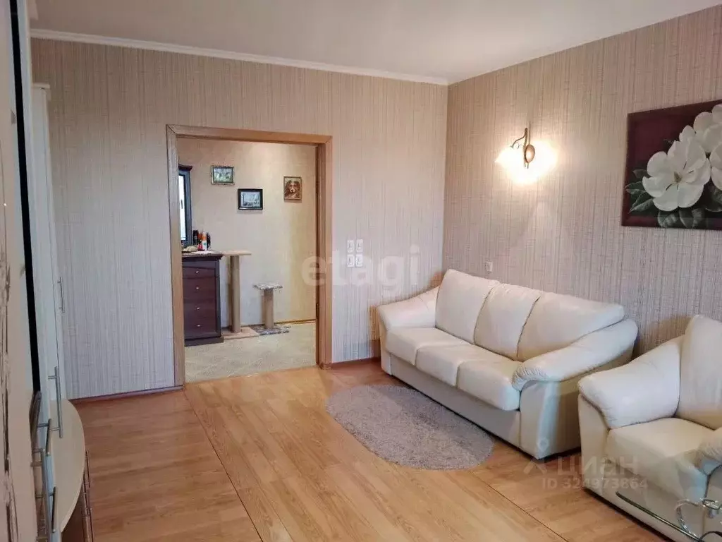 3-к кв. Калужская область, Калуга Николо-Козинская ул., 90 (90.8 м) - Фото 1