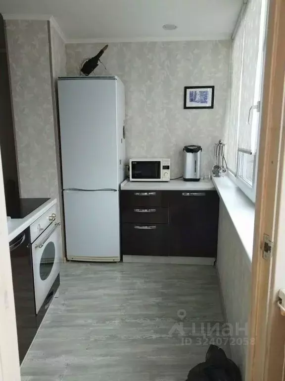 2-к кв. Белгородская область, Старый Оскол Космос мкр, 13 (65.0 м) - Фото 2