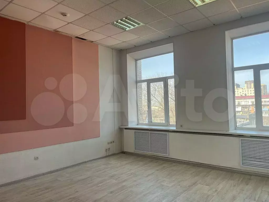 Офис с ремонтом в Бизнес-центре площадью 119,1 кв - Фото 1