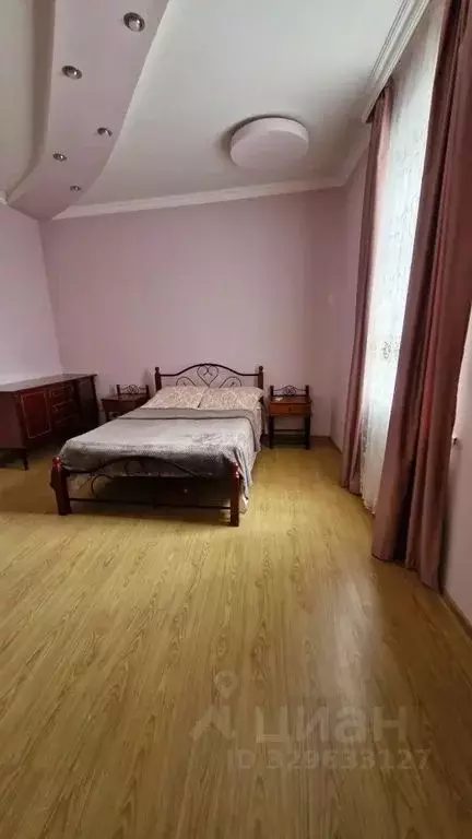 Дом в Северная Осетия, Владикавказ ул. Цаголова, 142 (150 м) - Фото 1