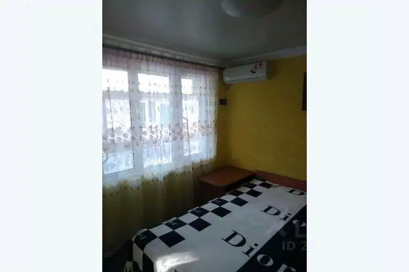 Дом в Крым, Евпатория ул. 13 Ноября, 62 (30 м) - Фото 1