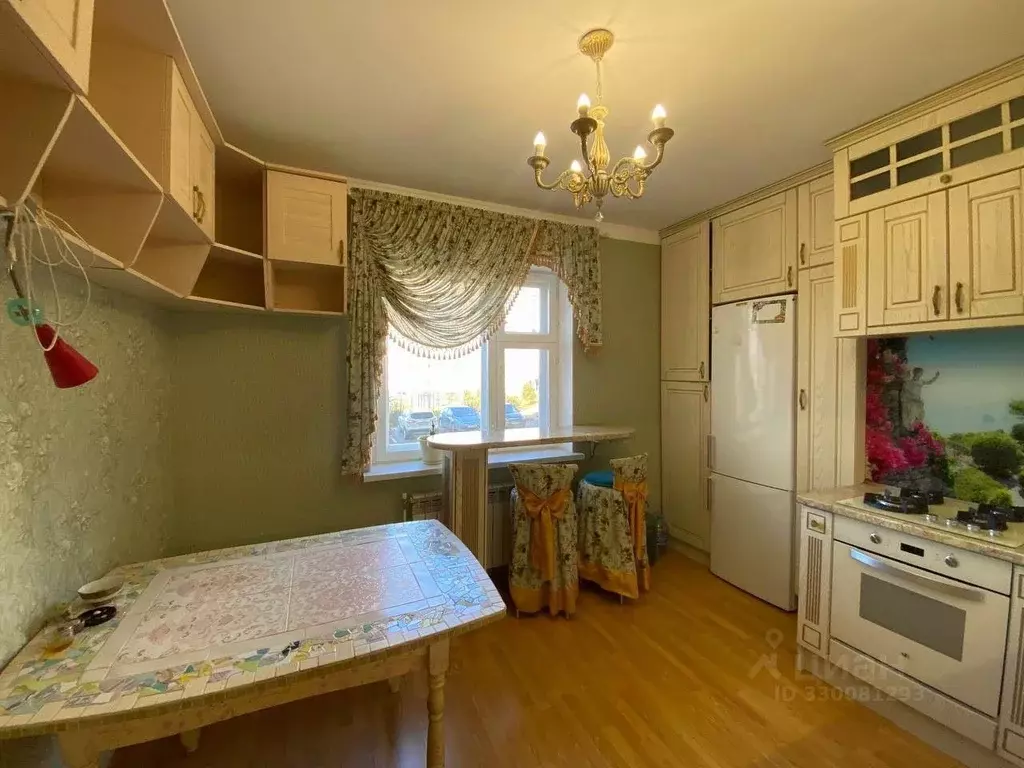3-к кв. Белгородская область, Белгород ул. Газовиков, 9 (98.0 м) - Фото 1