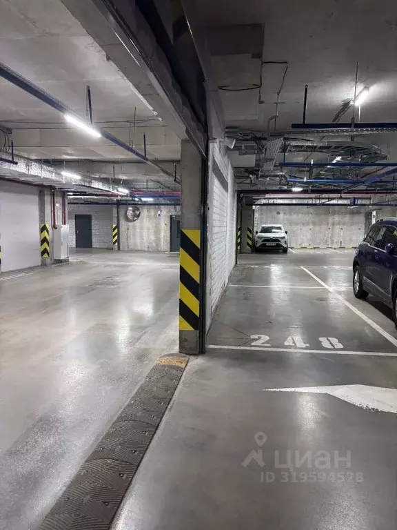 Гараж в Свердловская область, Екатеринбург ул. Азина, 25 (13 м) - Фото 1