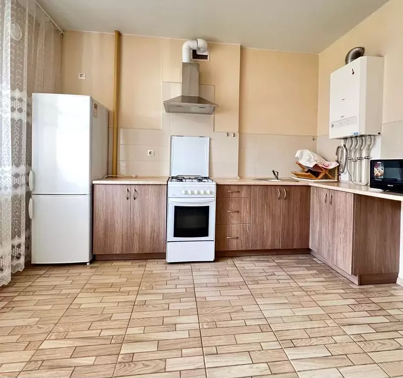 1-к кв. Калининградская область, Калининград ул. Согласия, 52 (42.9 м) - Фото 2