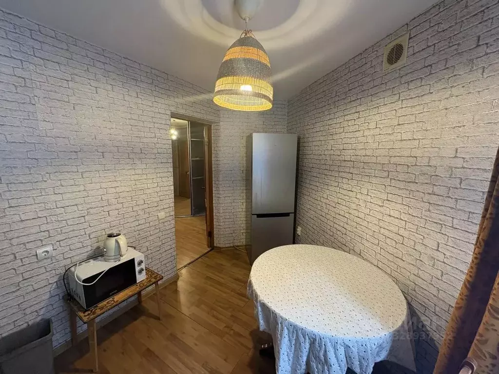 3-к кв. Башкортостан, Уфа ул. Авроры, 3 (66.5 м) - Фото 1