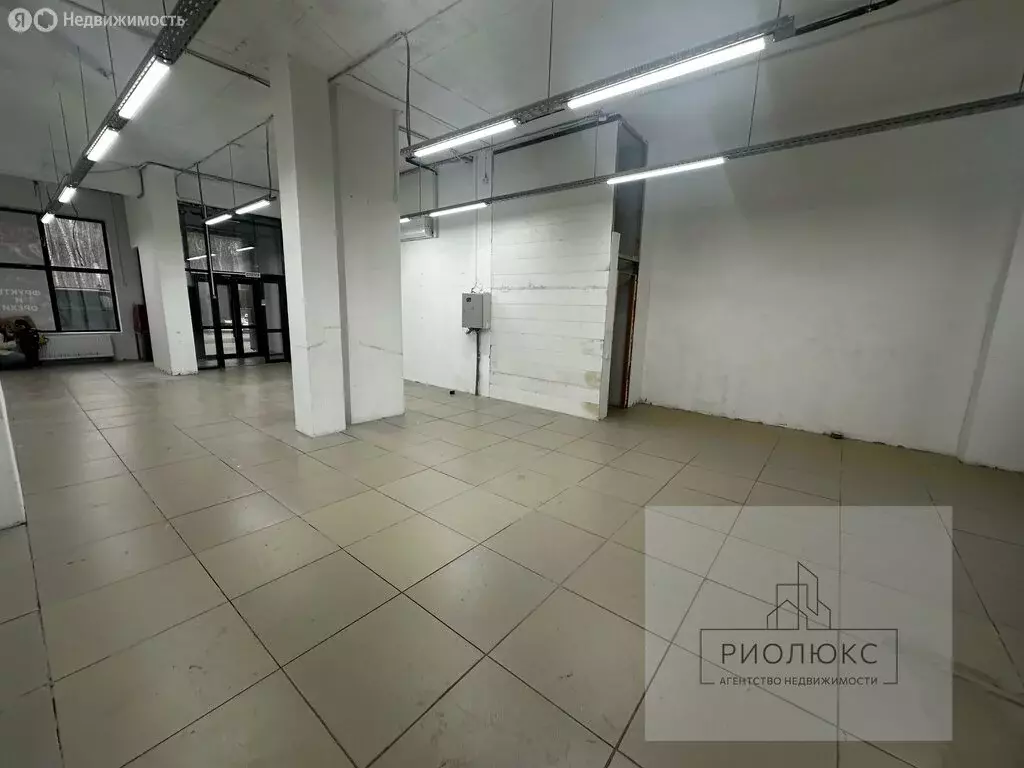 Торговая площадь (100 м) - Фото 2