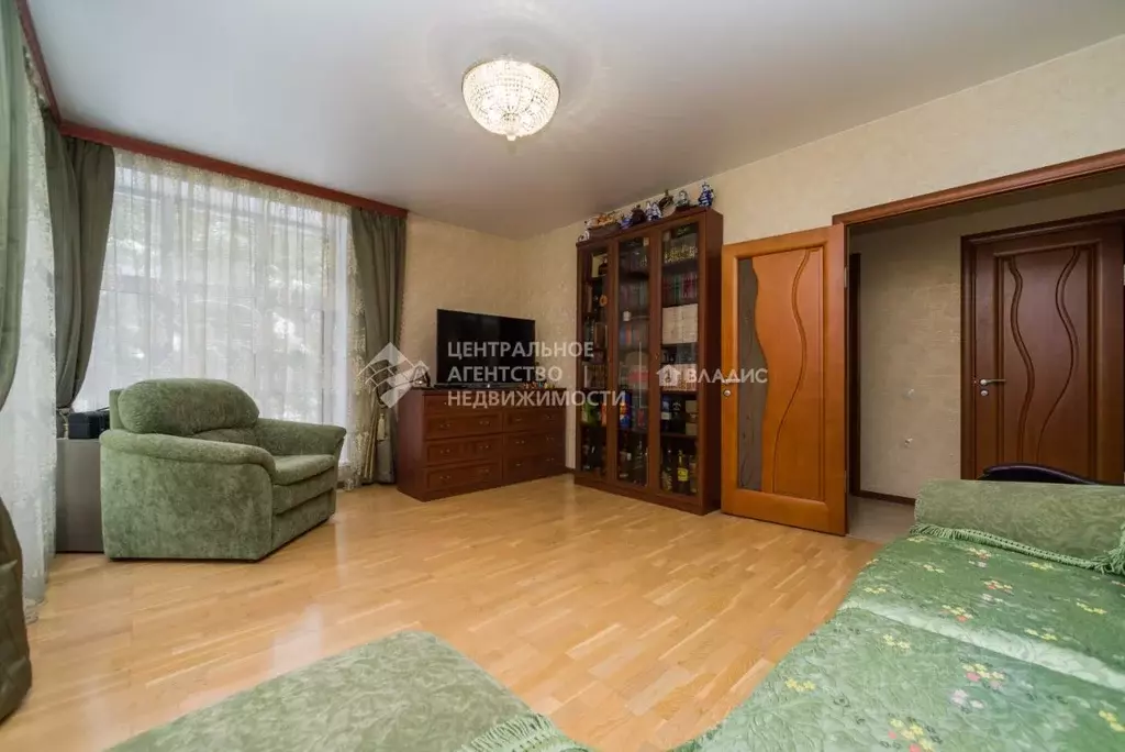 2-к кв. Рязанская область, Рязань ул. Мещерская, 24 (67.0 м) - Фото 2