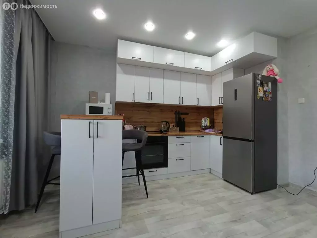 Квартира-студия: Челябинск, улица Толбухина, 5 (24 м) - Фото 1