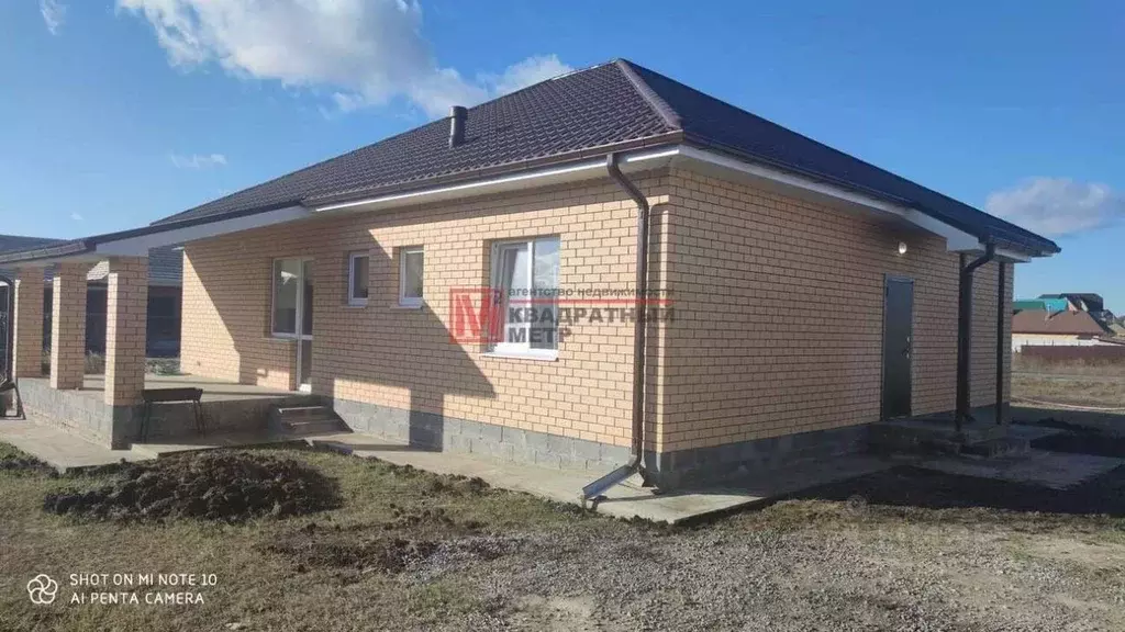 Дом в Белгородская область, Старый Оскол ул. Пушкарская дача (100 м) - Фото 0