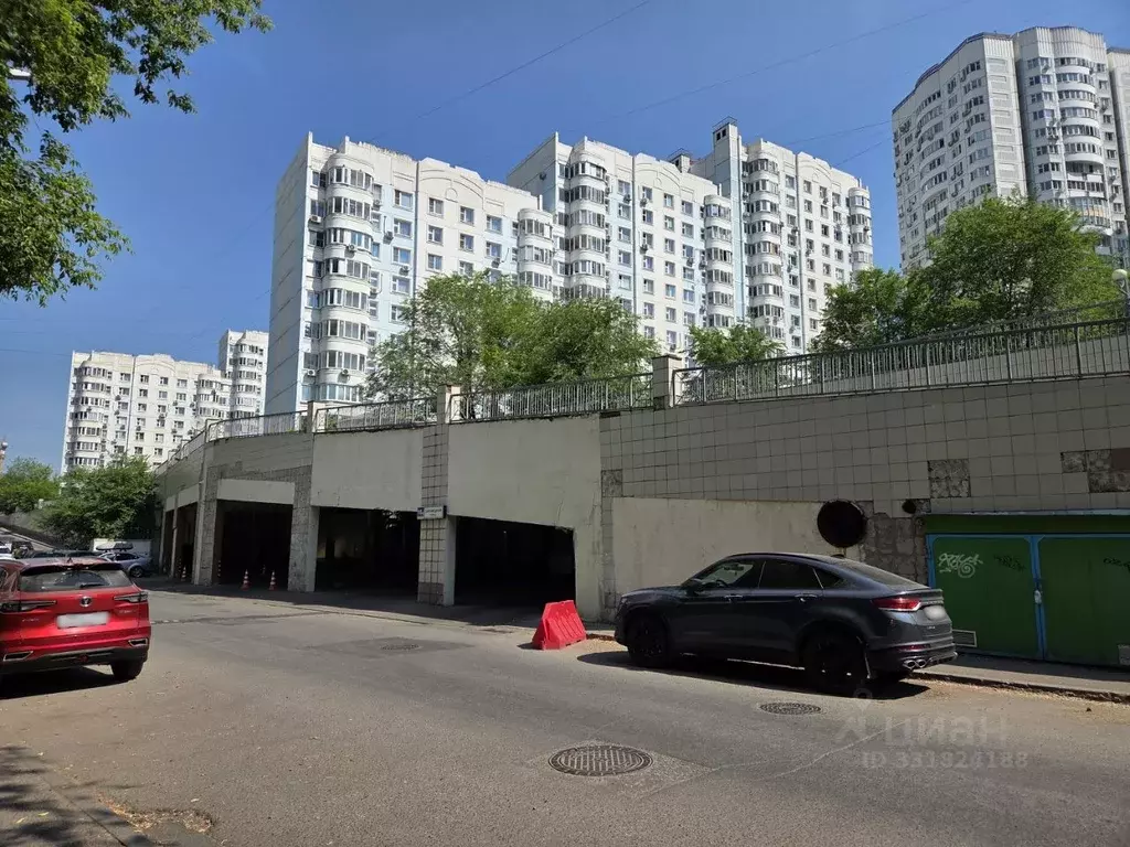Гараж в Москва Заповедная ул., 16к1с2 (16 м) - Фото 1
