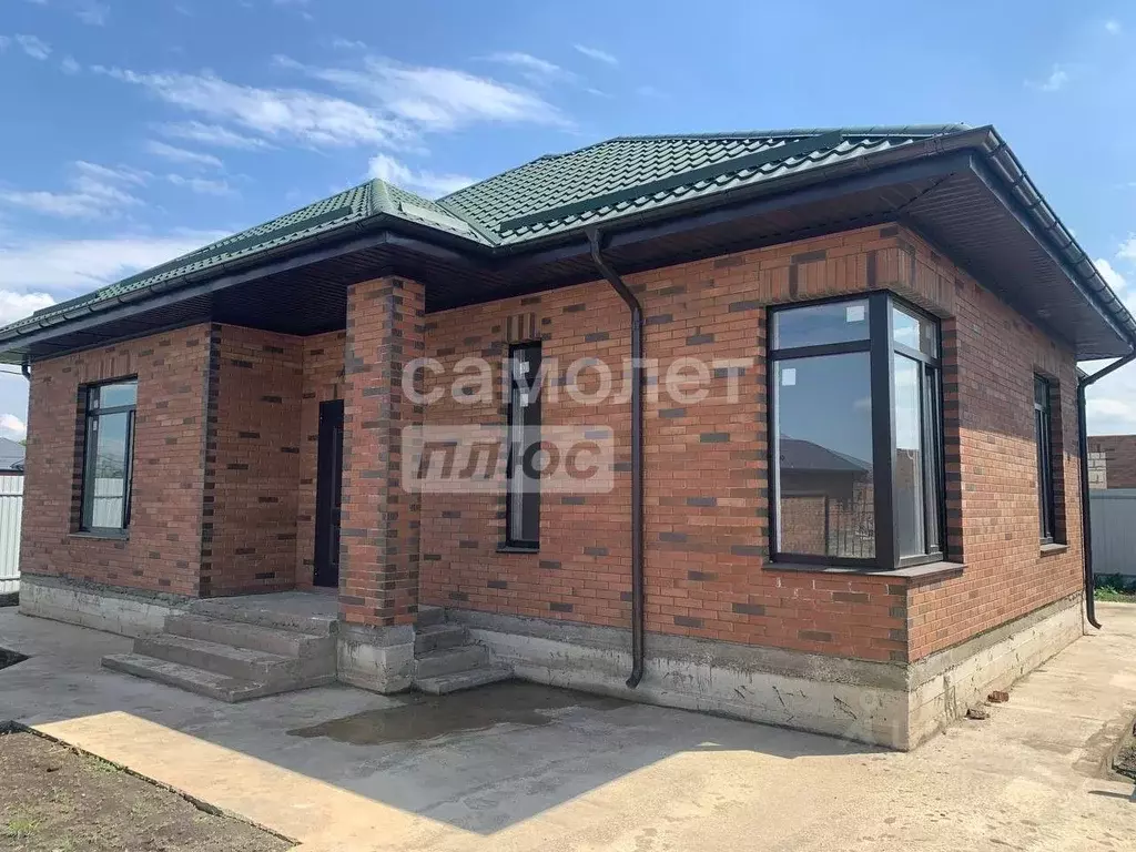 Дом в Краснодарский край, Динская ст-ца ул. Славянская, 49 (108 м) - Фото 1