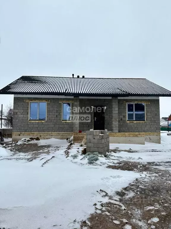 Дом в Башкортостан, Октябрьский Совхозная ул. (90 м) - Фото 0