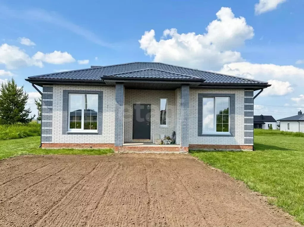 Дом в Удмуртия, с. Завьялово ул. Атмосферная (130 м) - Фото 1