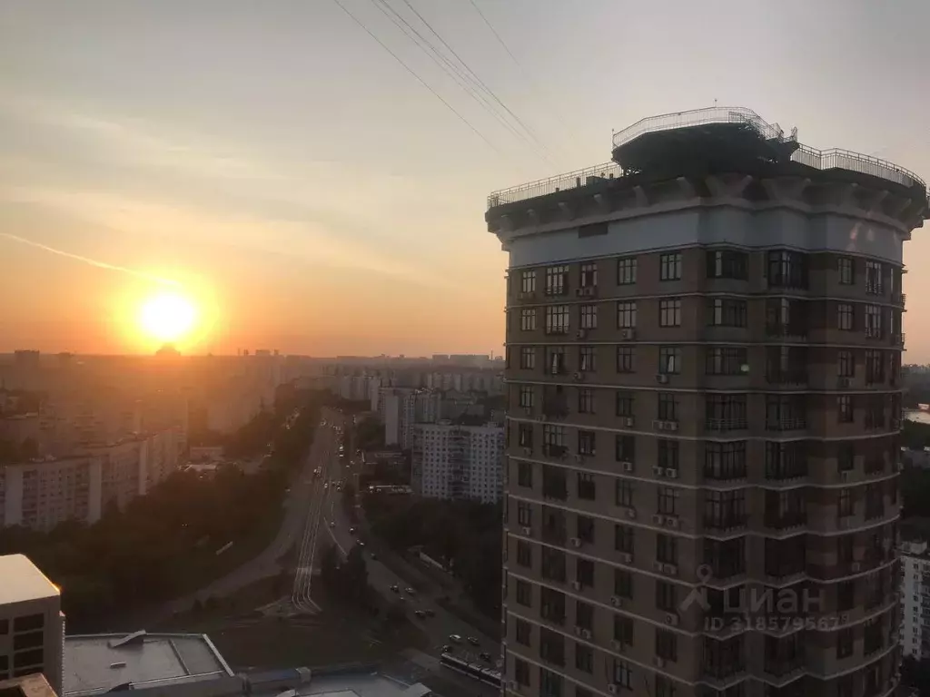1-к кв. Москва ул. Маршала Катукова, 24к4 (53.6 м) - Фото 0