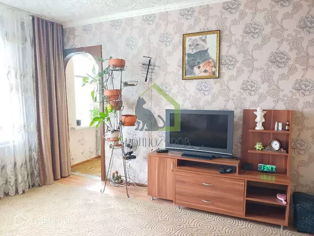 Продаётся 4-к квартира, 60 м - Фото 1