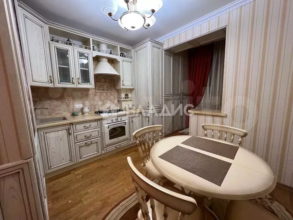 3-к. квартира, 71,4 м, 6/10 эт. - Фото 0