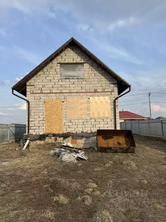 Дом в Калужская область, Жуковский муниципальный округ, д. Костинка  ... - Фото 2